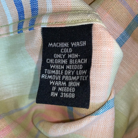 Jos. A. Bank Men's Button Down Plaid Shirt (L) - Picture 6 of 6